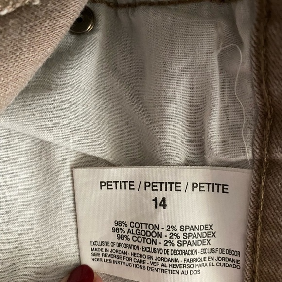 Code Bleu capris - Picture 4 of 4